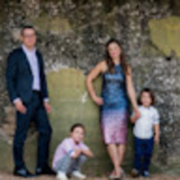 Meet your Posher, Kristen - Picture 1 of 1